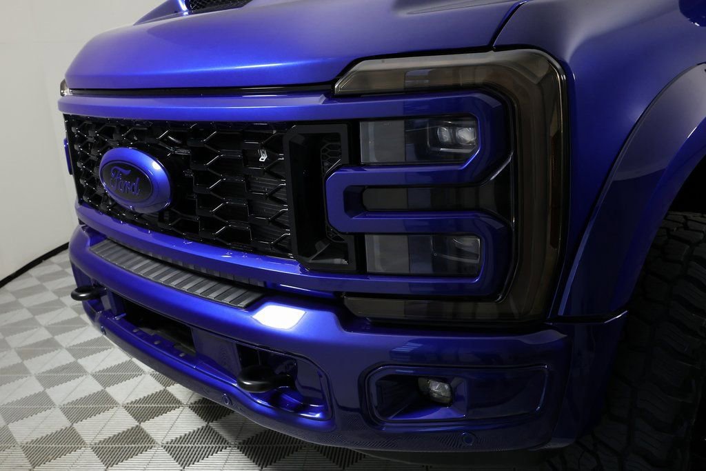 Used 2026 Ford F450 Platinum w/ FX4 Off-Road Package image 39