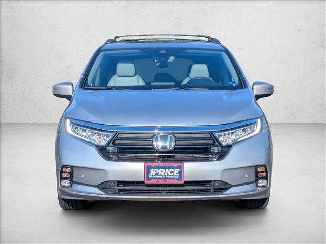 Certified 2024 Honda Odyssey Touring image 2