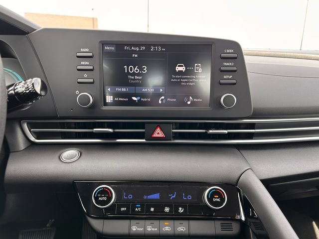 New 2025 Hyundai Elantra Blue image 12