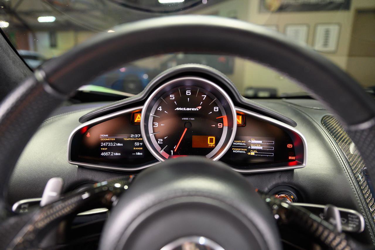 Used 2013 McLaren MP4-12C Spider image 42