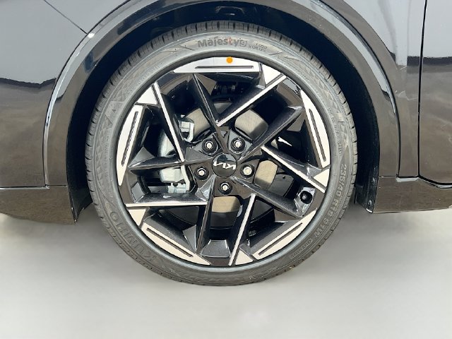 New 2026 Kia K4 GT-Line w/ GT-Line Premium Package FWD image 32
