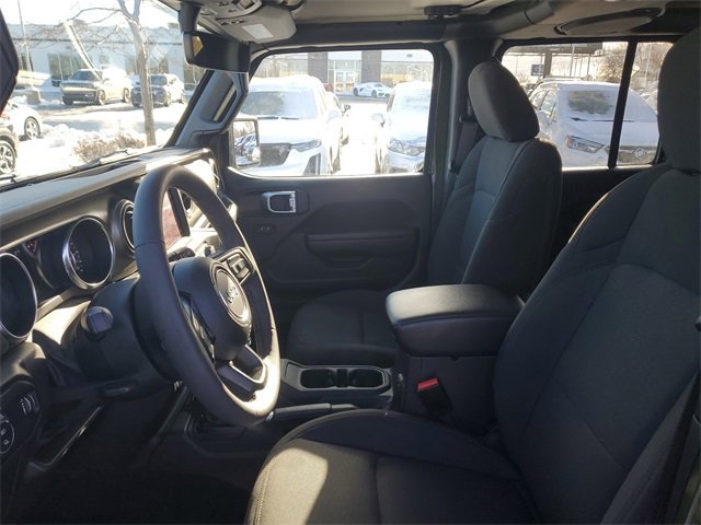 Certified 2023 Jeep Gladiator Sport image 18