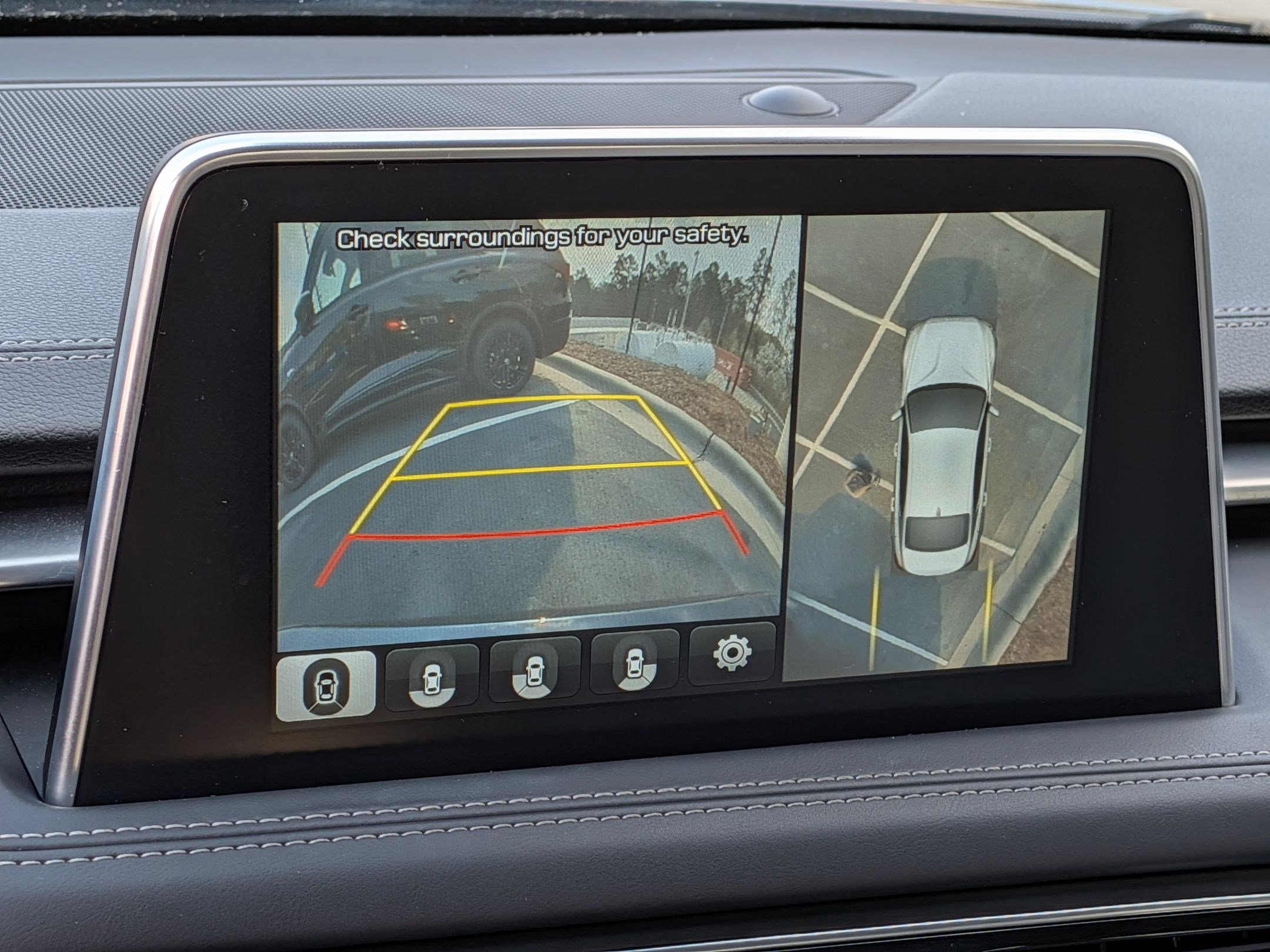 Used 2021 Genesis G70 2.0T w/ Prestige Package image 26