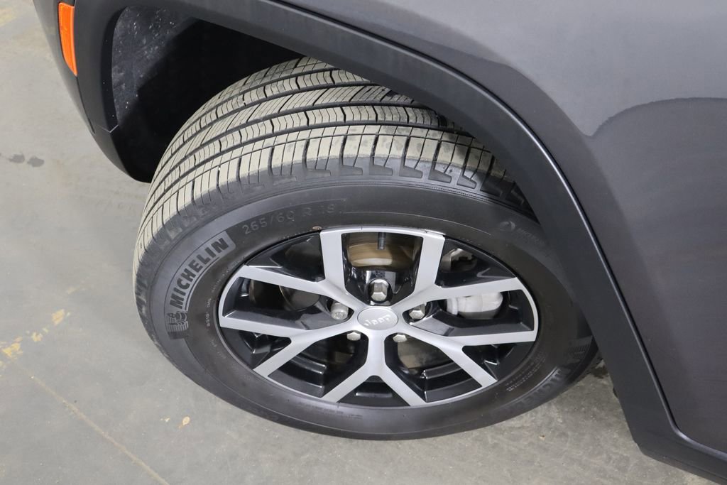 Used 2023 Jeep Grand Cherokee Limited RWD image 49