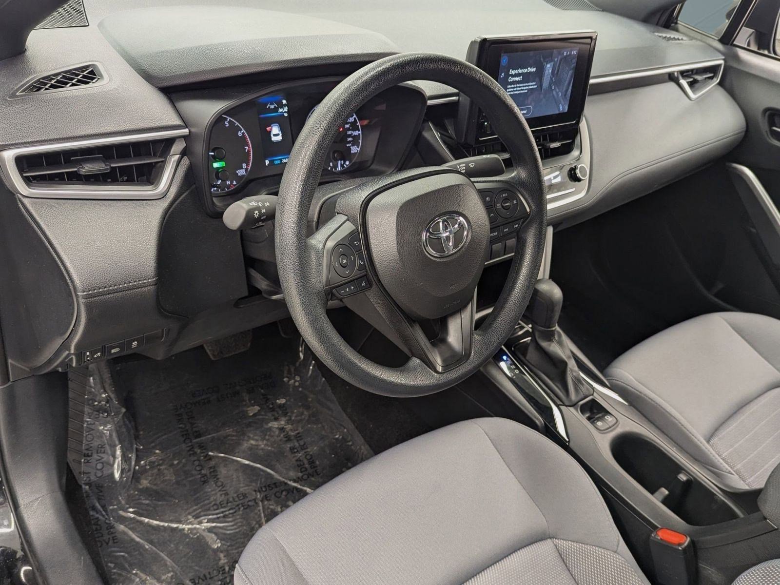 Used 2023 Toyota Corolla Cross S image 3