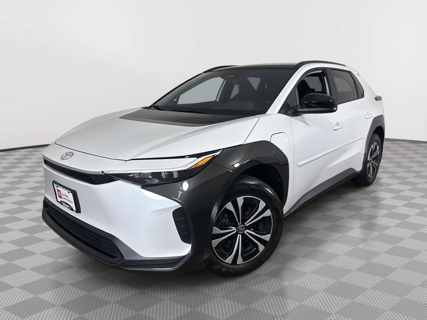 Used 2023 Toyota bZ4X AWD w/ Weather Package image 1