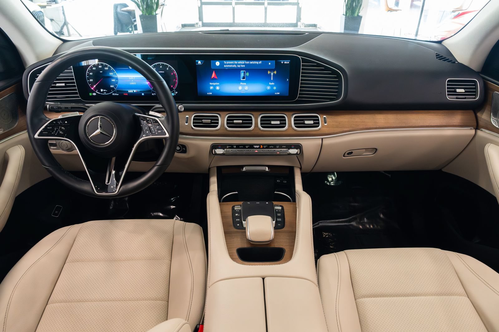Used 2024 Mercedes-Benz GLE 450 4MATIC image 8