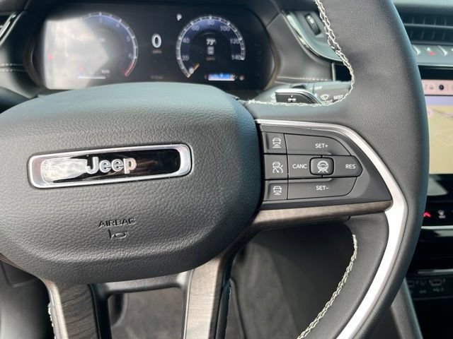 New 2026 Jeep Grand Cherokee L Limited w/ Limited Altitude Package AWD/4WD image 27