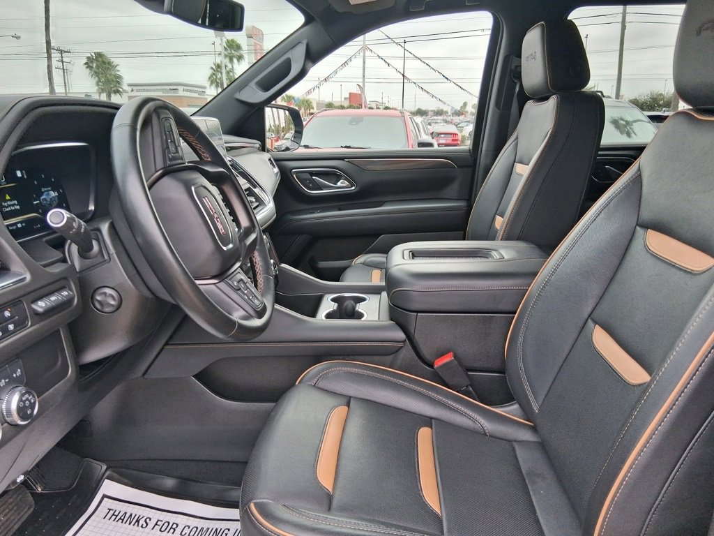 Used 2023 GMC Yukon XL AT4 w/ AT4 Premium Package image 13