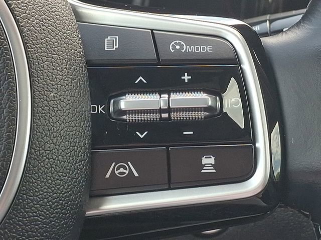 Used 2022 Kia Sorento EX w/ Panoramic Sunroof Package FWD image 26