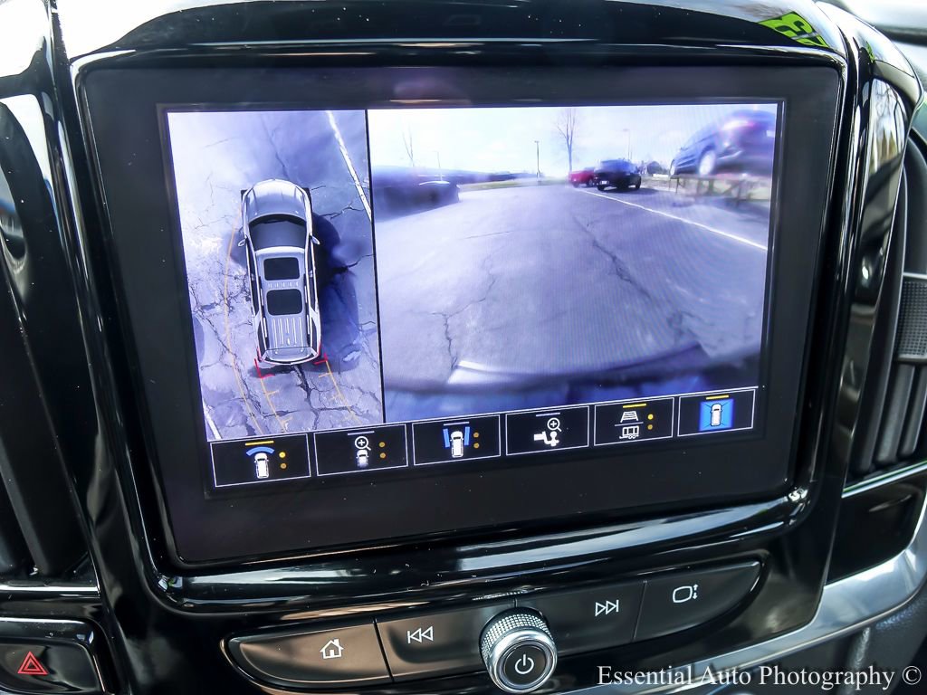 Used 2023 Chevrolet Traverse RS image 27