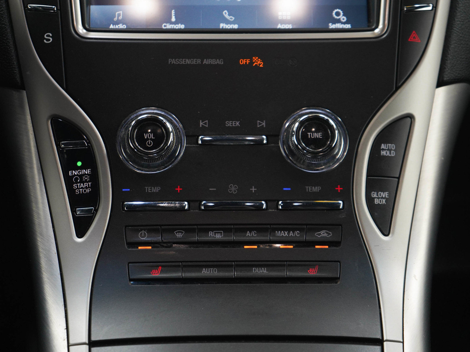 Used 2020 Lincoln Nautilus Premier AWD/4WD image 21