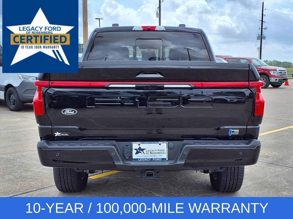 Used 2025 Ford F150 Lightning Lariat image 5