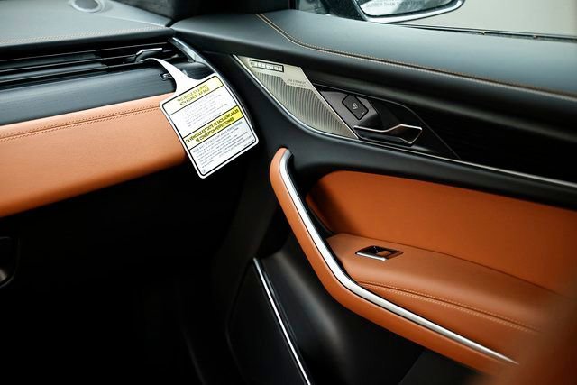 New 2026 Jaguar F-PACE R-Dynamic S image 30