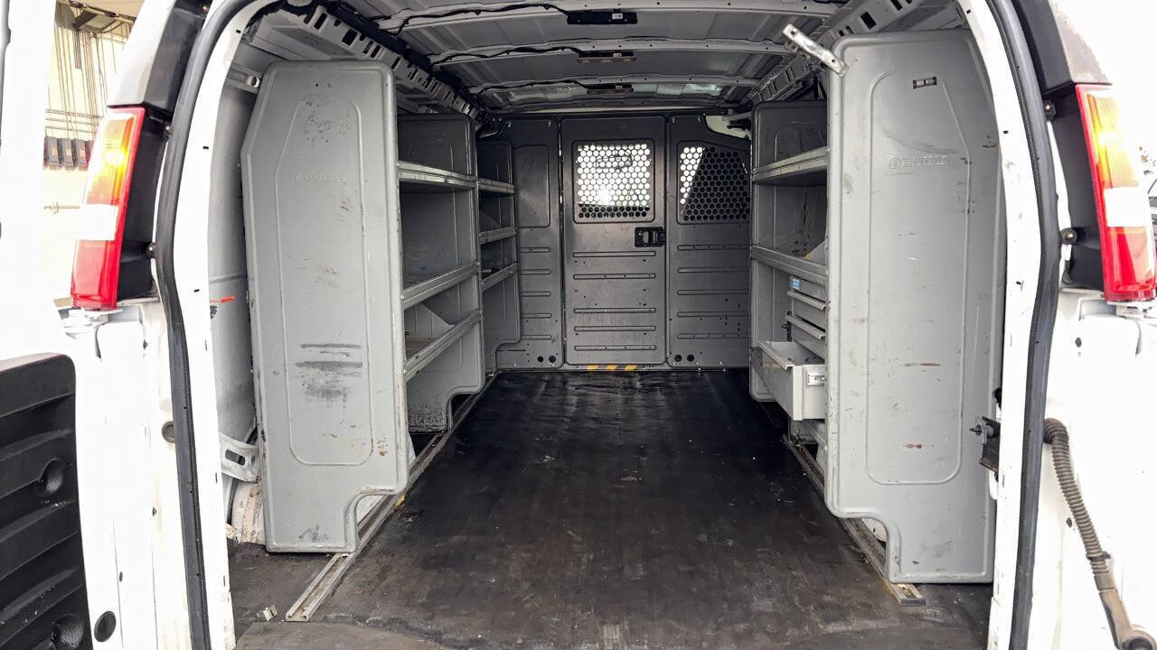 Used 2020 Chevrolet Express 2500 w/ Driver Convenience Package RWD image 8