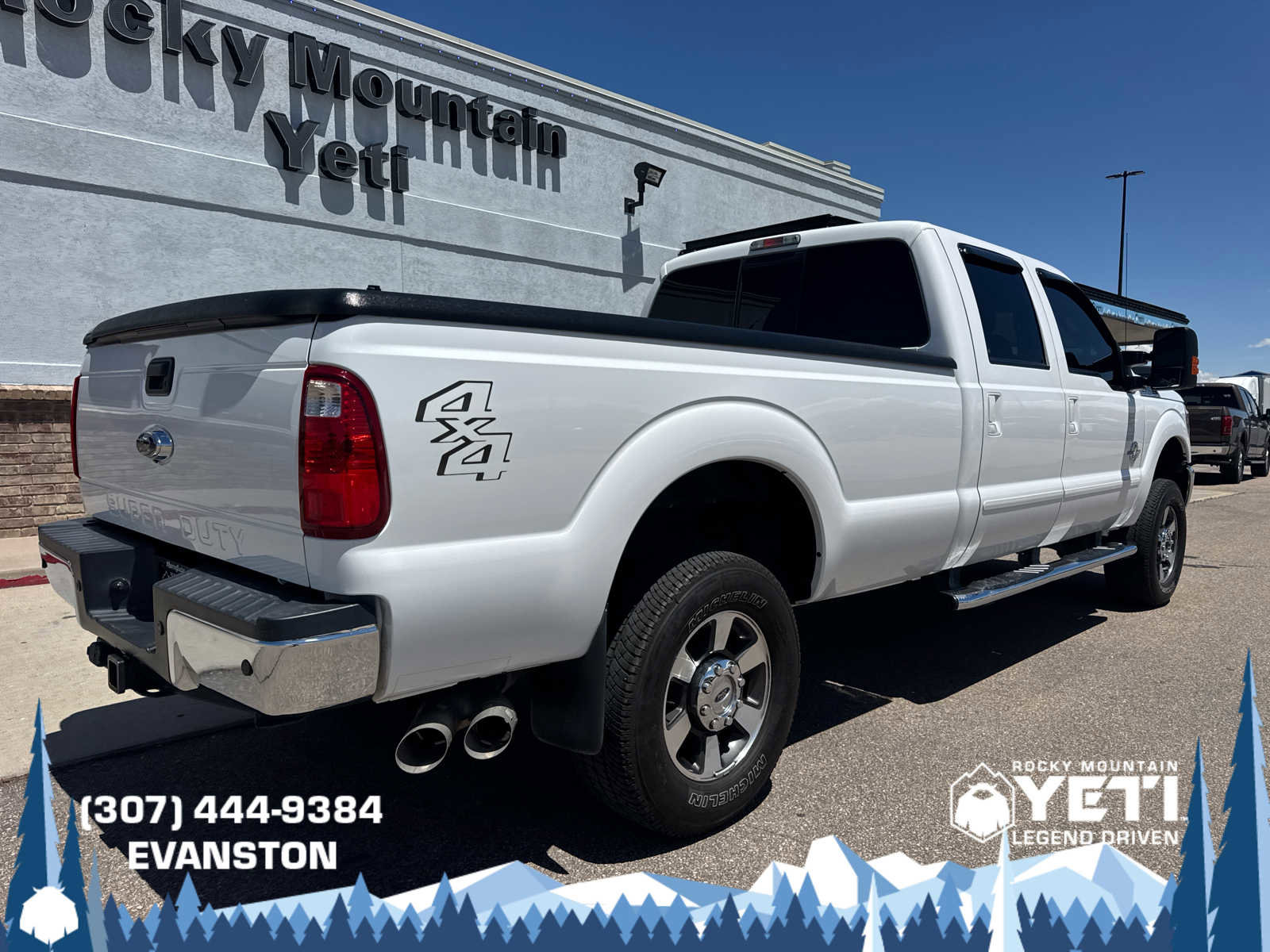 Used 2015 Ford F350 Lariat w/ Lariat Interior Package AWD/4WD image 3
