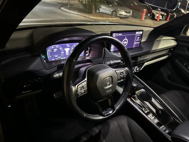 Used 2023 Honda Accord Sport image 2