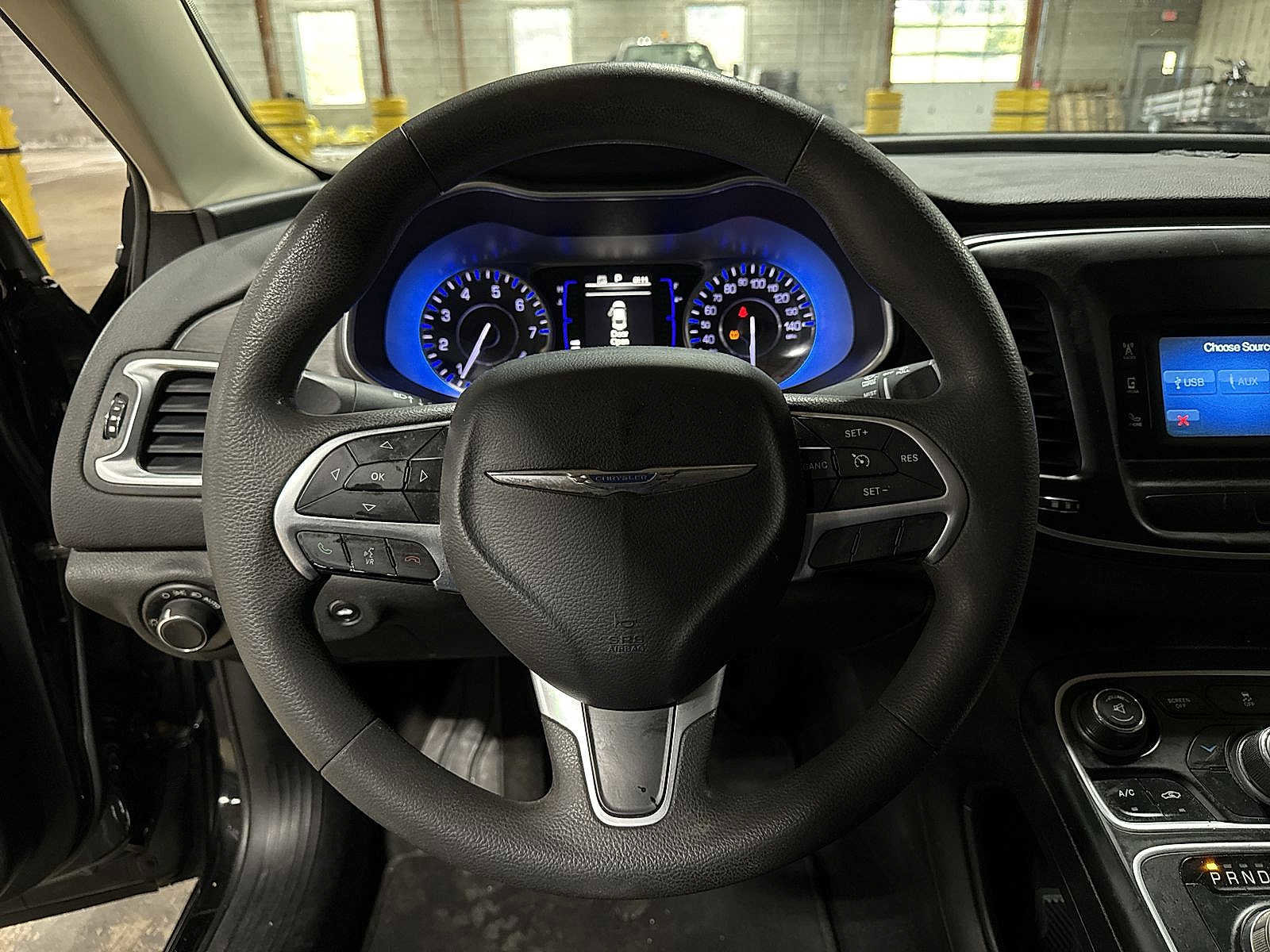 Used 2015 Chrysler 200 Limited image 17