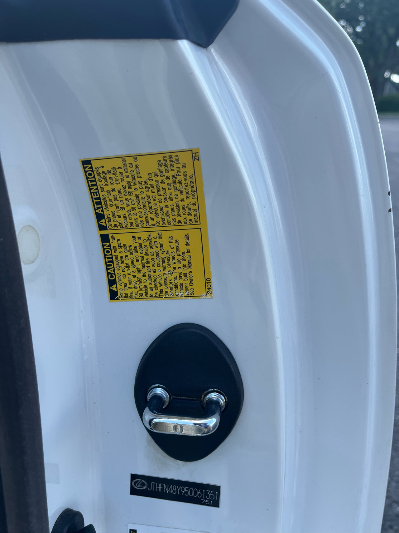 Used 2005 Lexus SC 430 Convertible image 22