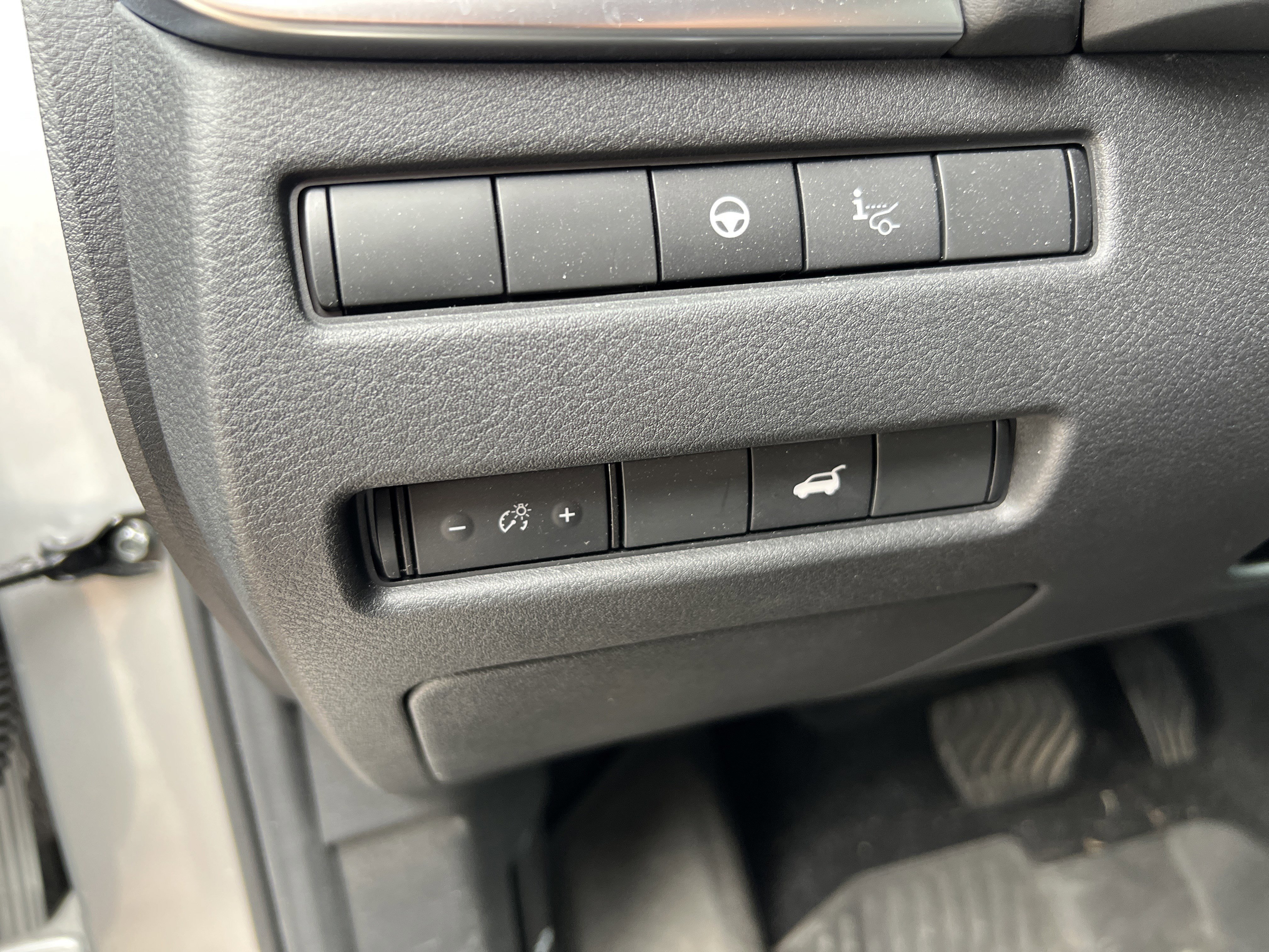 Used 2023 Nissan Rogue Platinum w/ Platinum Premium Package FWD image 37