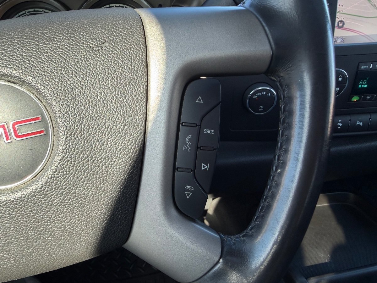 Used 2013 GMC Sierra 1500 4x4 Crew Cab Hybrid image 16