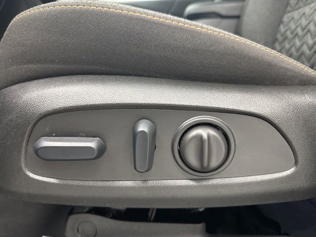 Used 2024 Chevrolet Equinox LT FWD image 10