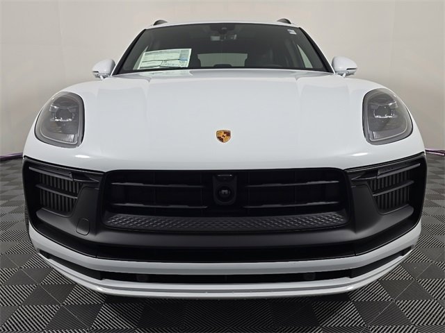 New 2026 Porsche Macan GTS image 10