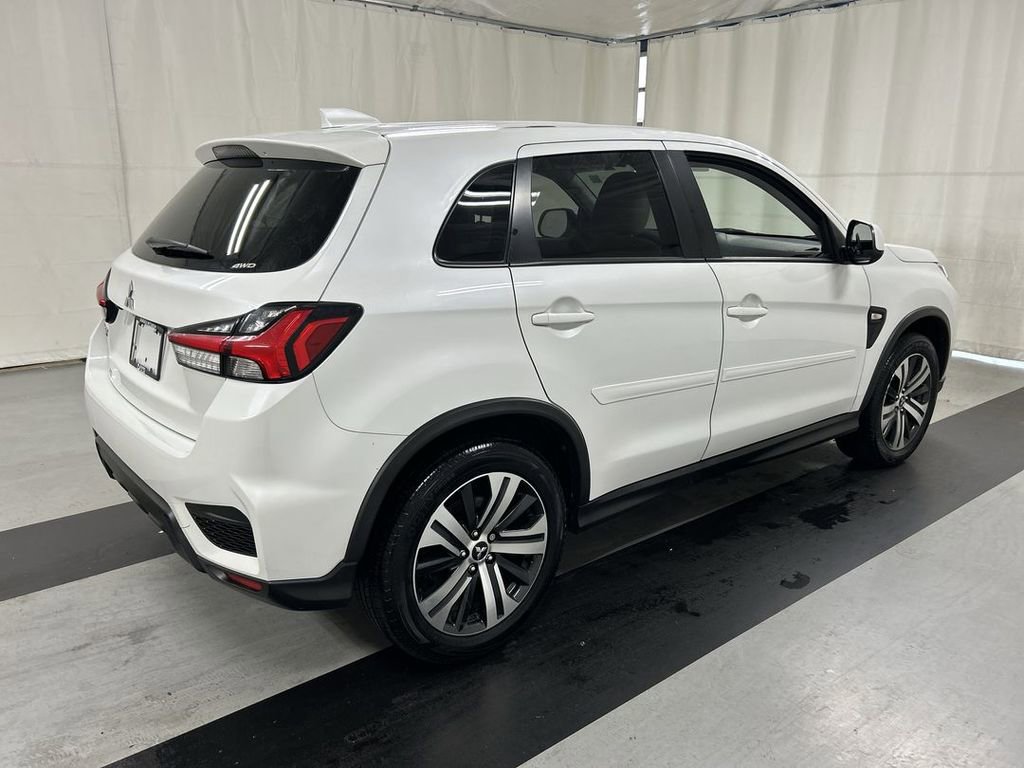 Used 2020 Mitsubishi Outlander Sport ES AWD/4WD image 2