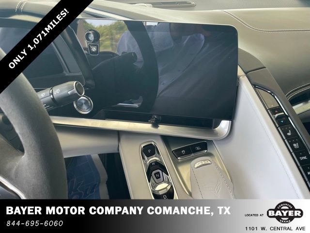 Used 2024 Chevrolet Corvette Z06 RWD image 16