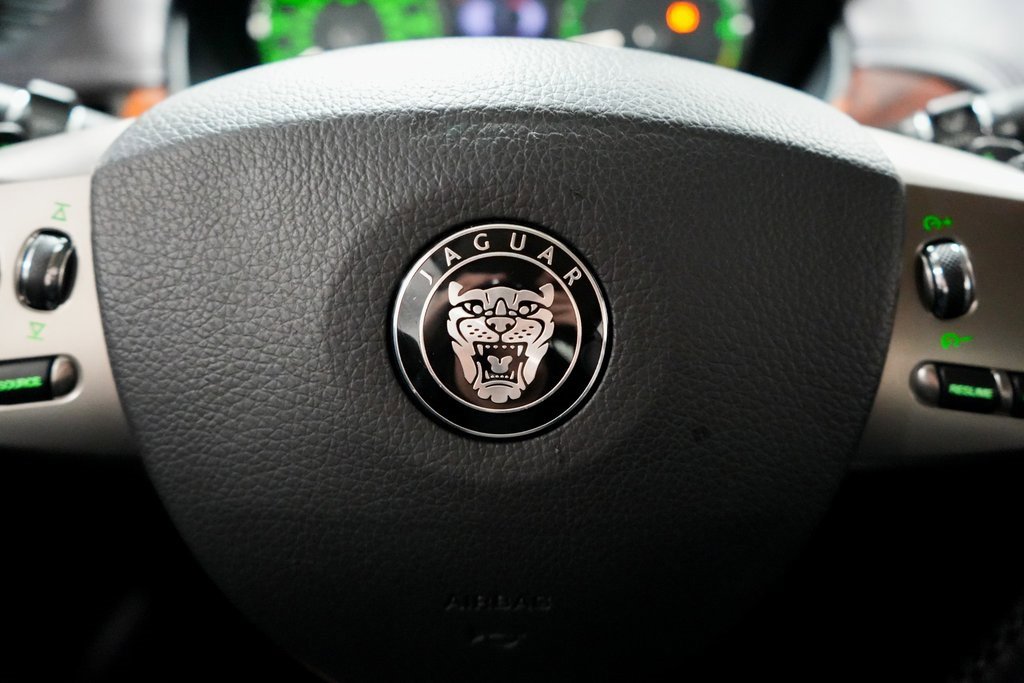 Used 2009 Jaguar XKR R image 17