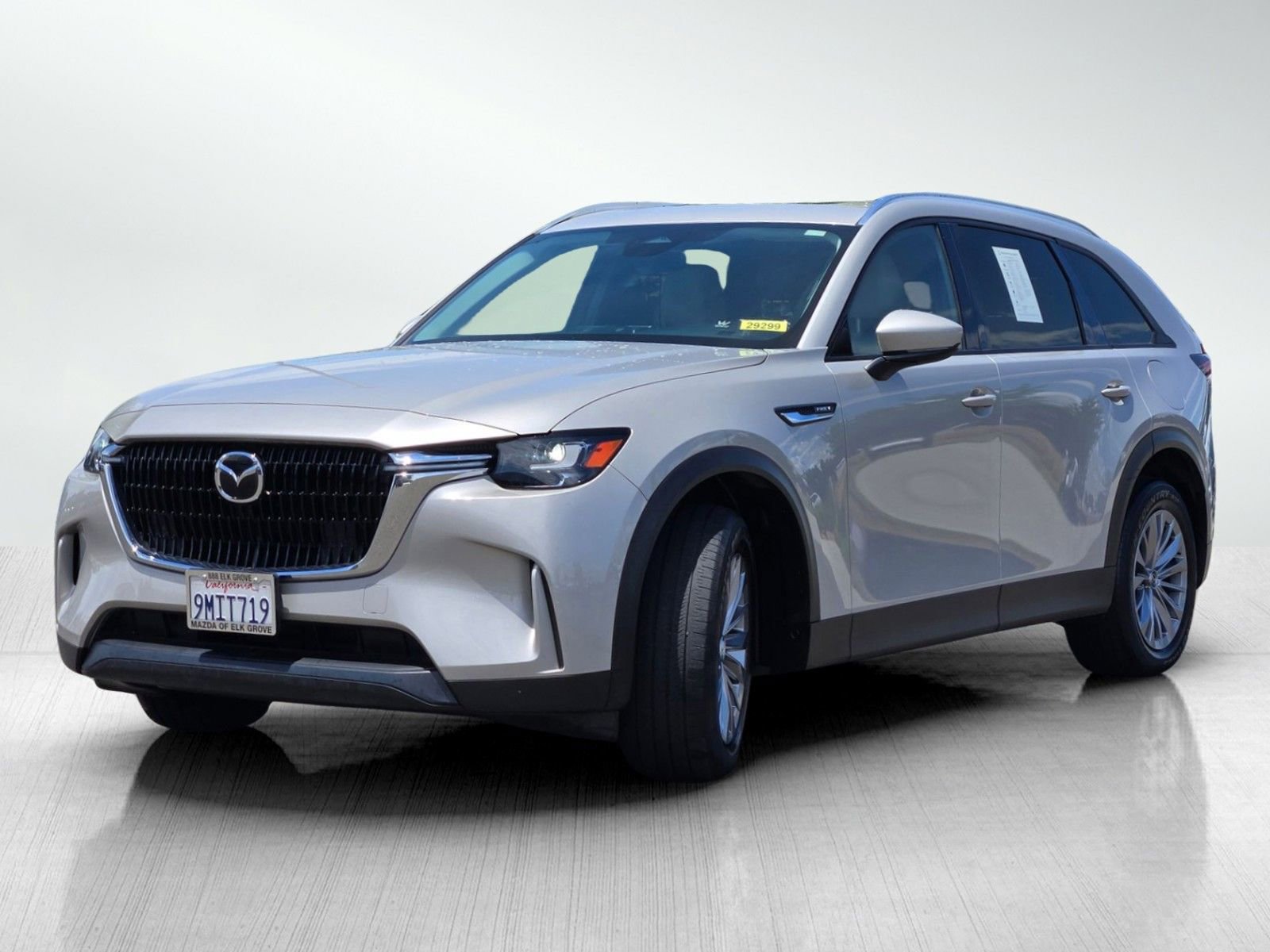 Certified 2024 MAZDA CX-90 Plug-In Hybrid w/ Preferred AWD/4WD image 11