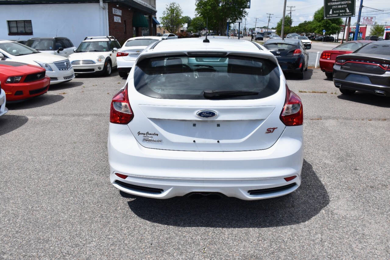 Used 2014 Ford Focus ST w/ Equipment Group 202A FWD image 7