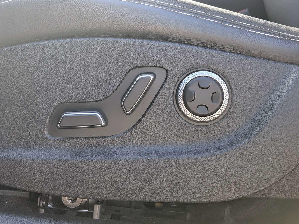 Used 2025 Genesis GV70 2.5T AWD/4WD image 22