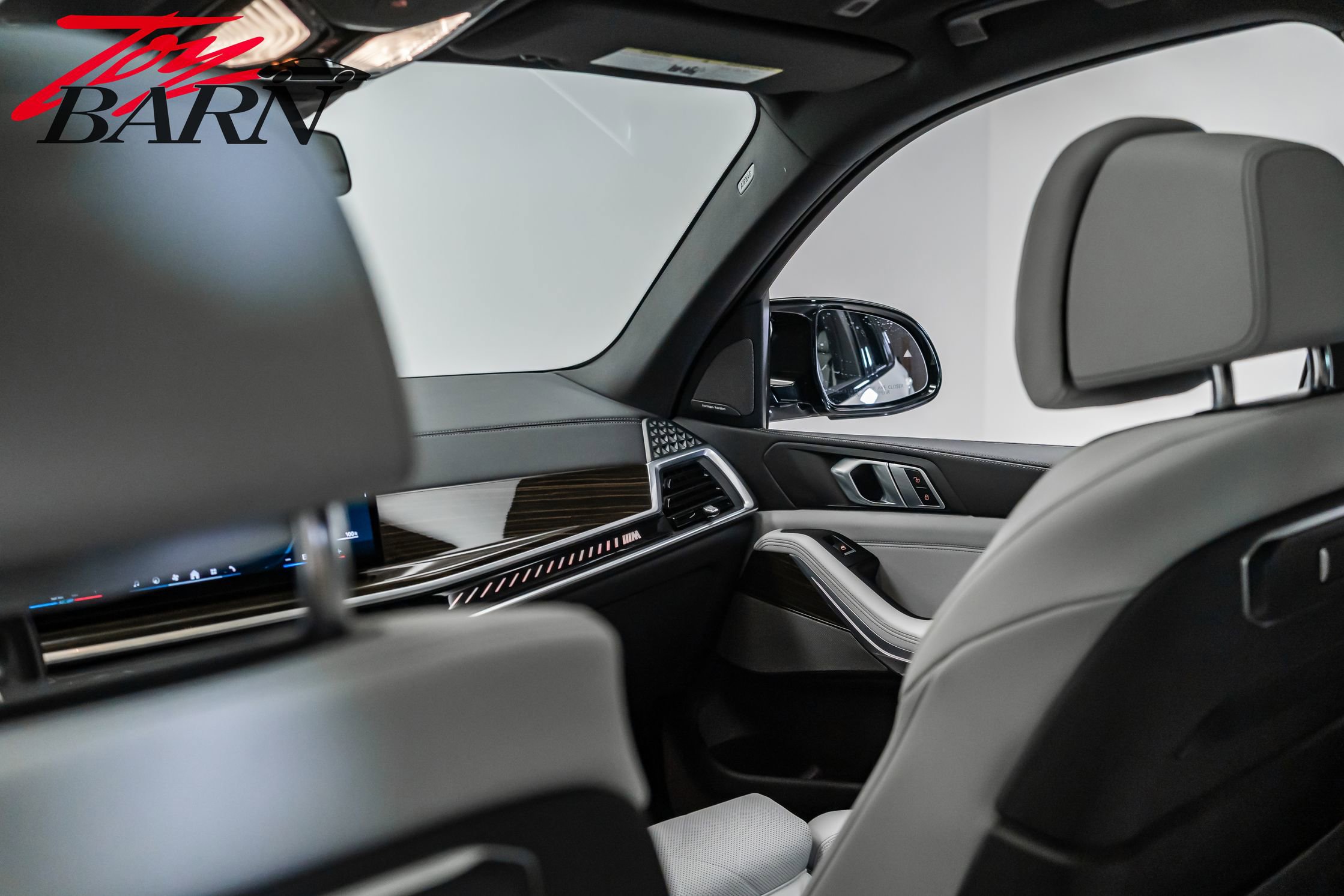 Used 2024 BMW X5 M60i image 52