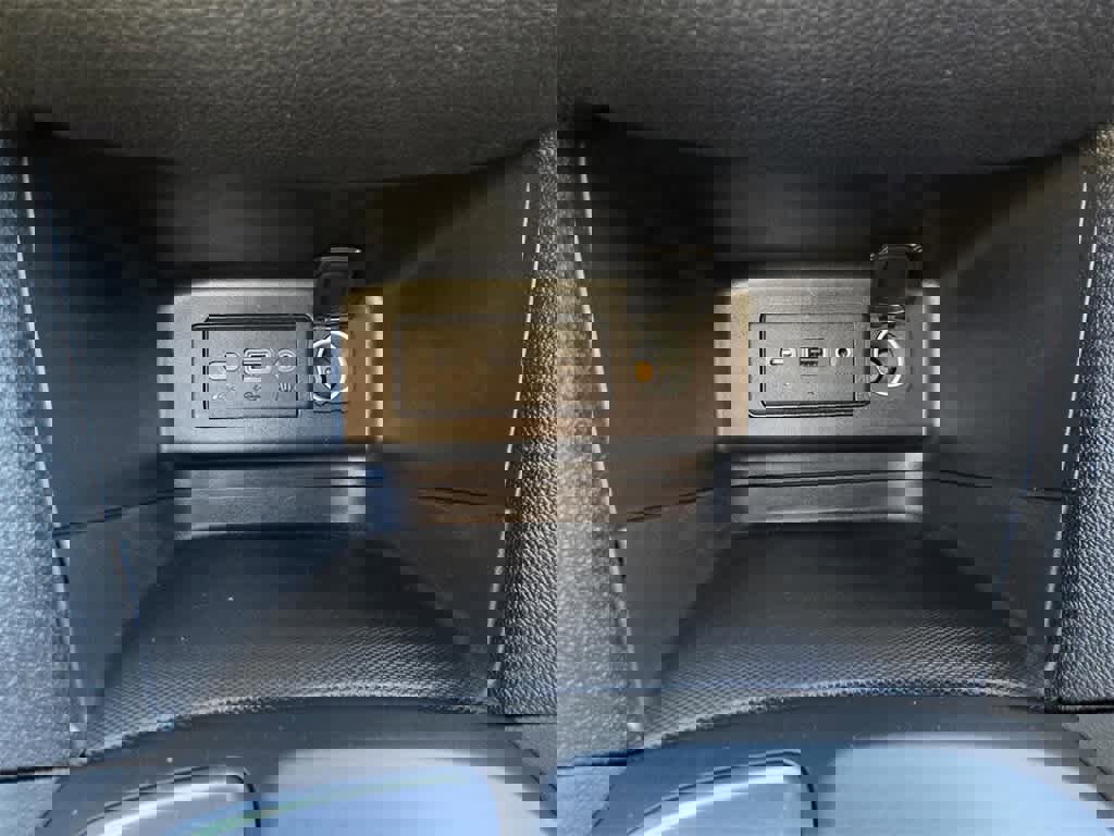 Used 2023 Chevrolet Equinox LT image 16