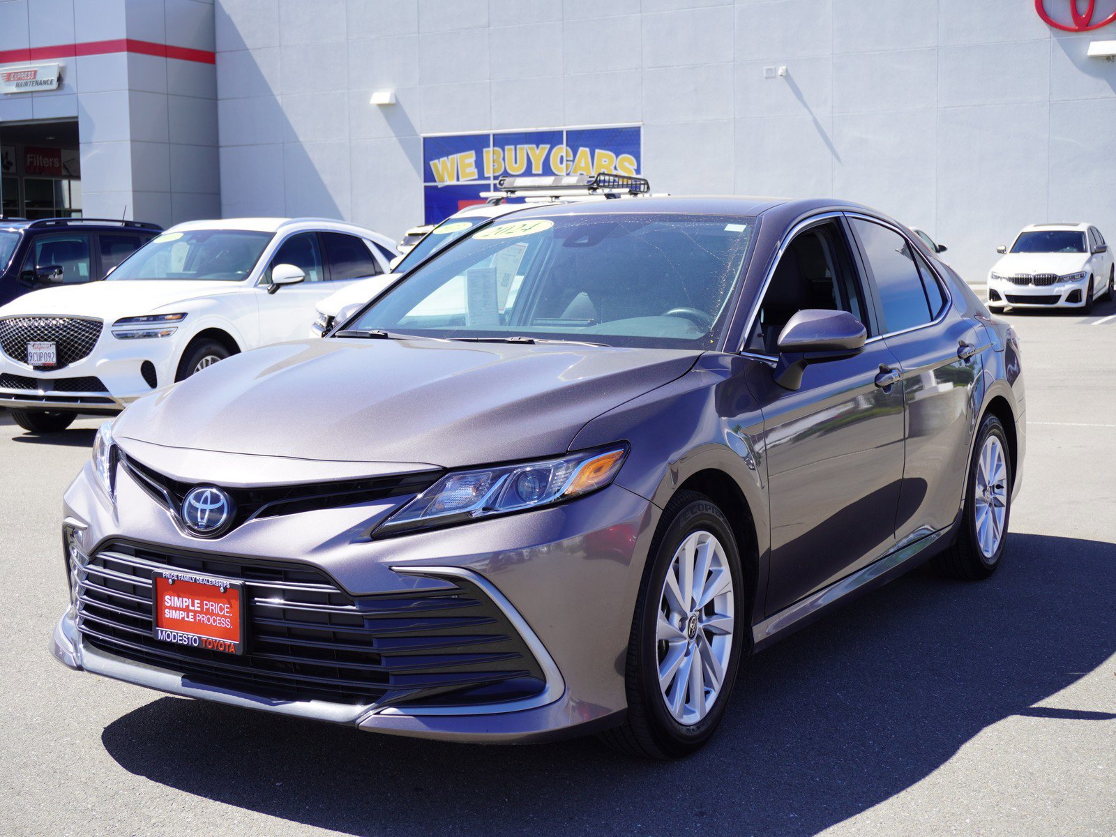 Used 2024 Toyota Camry LE image 7
