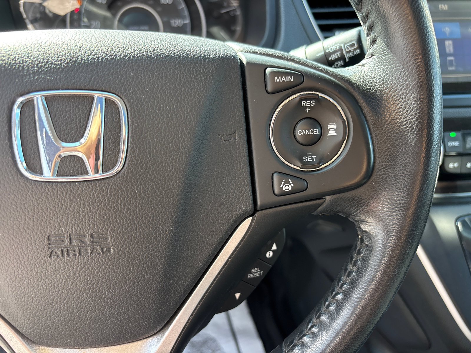 Used 2015 Honda CR-V Touring image 18