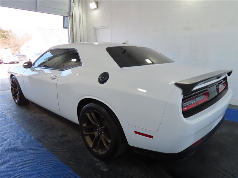 Used 2022 Dodge Challenger SRT Hellcat w/ Plus Package RWD image 12