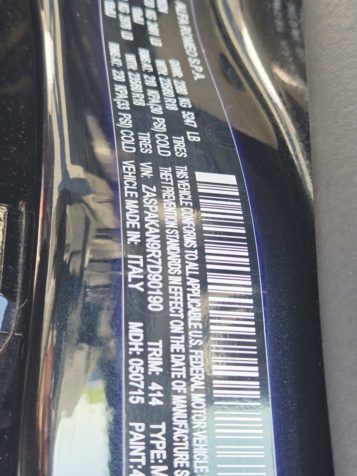 Used 2024 Alfa Romeo Stelvio Sprint image 40