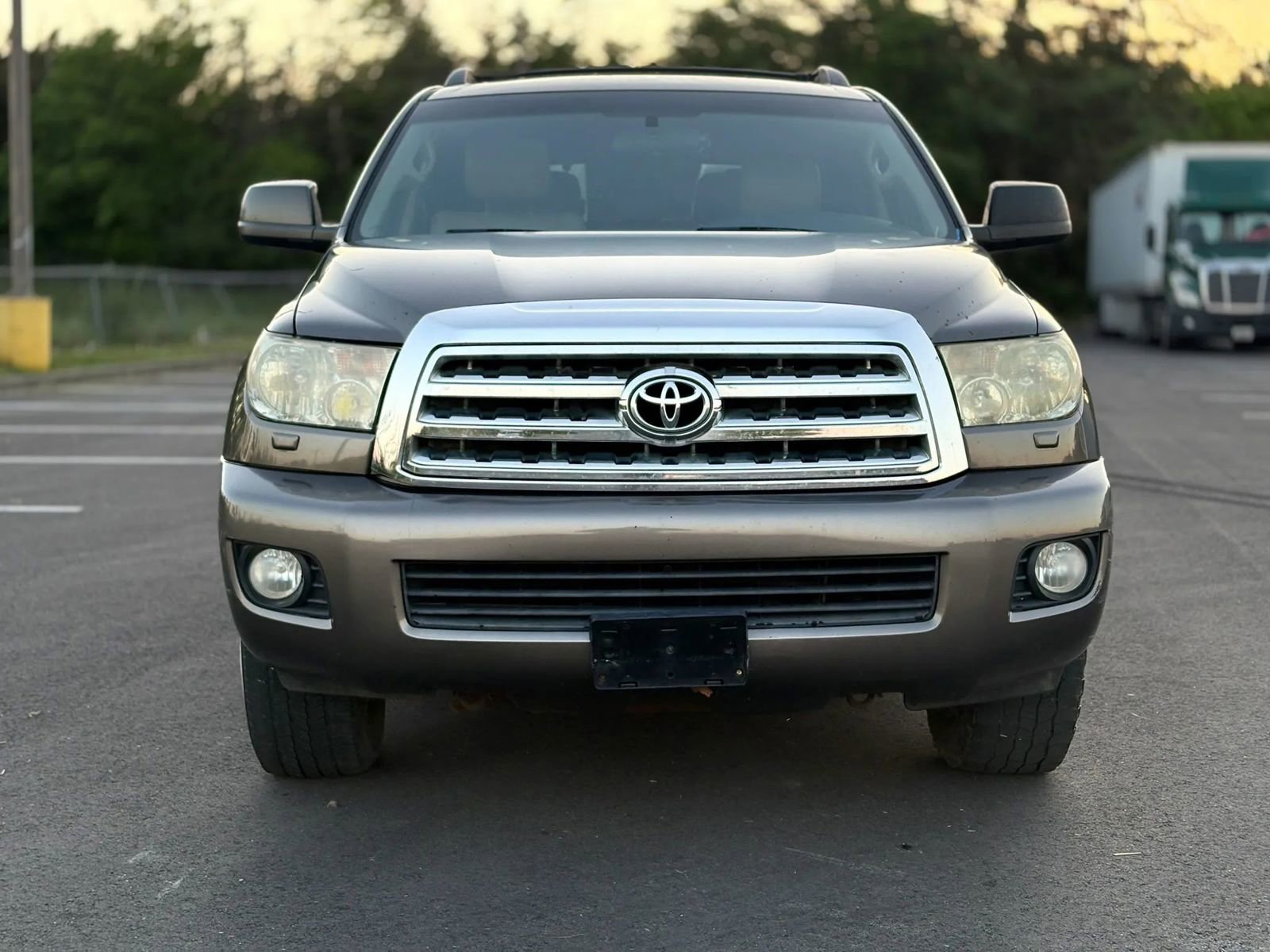Used 2012 Toyota Sequoia SR5 RWD image 8
