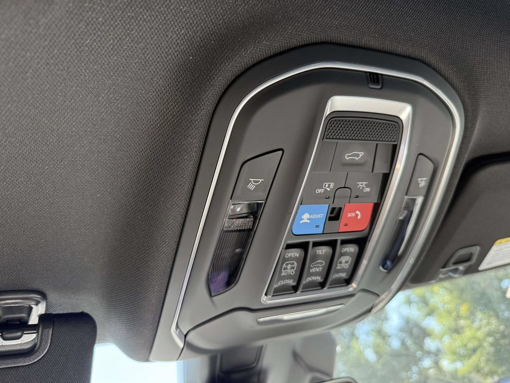 New 2027 Jeep Grand Cherokee Limited AWD/4WD image 31