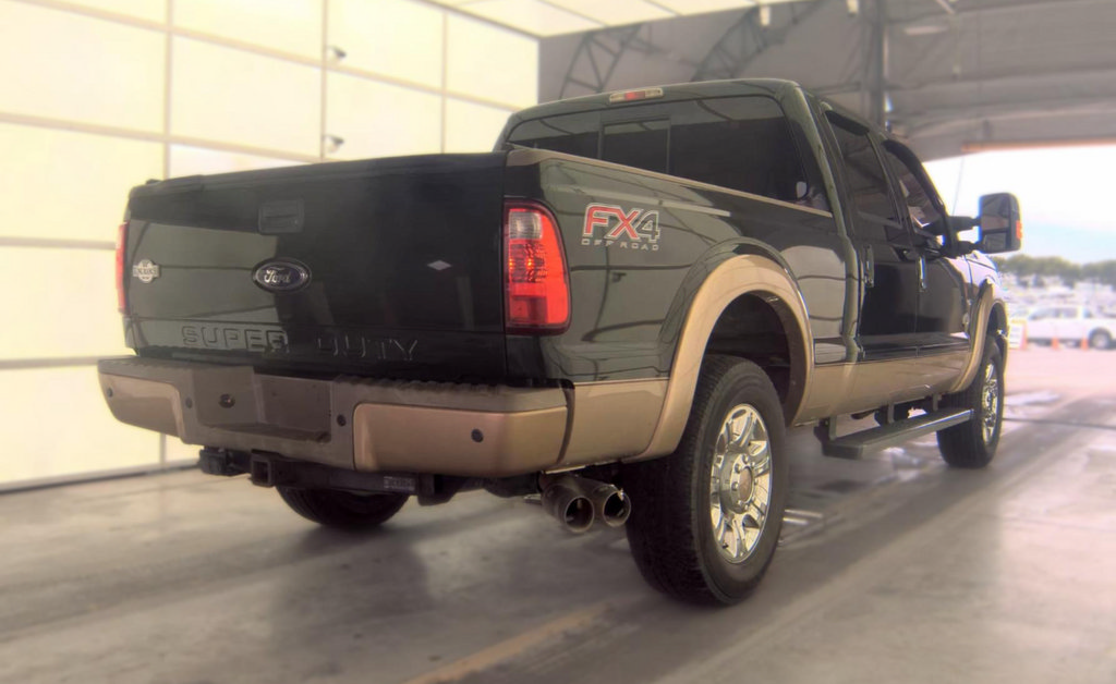 Used 2012 Ford F250 King Ranch w/ King Ranch w/Chrome Pkg AWD/4WD image 8