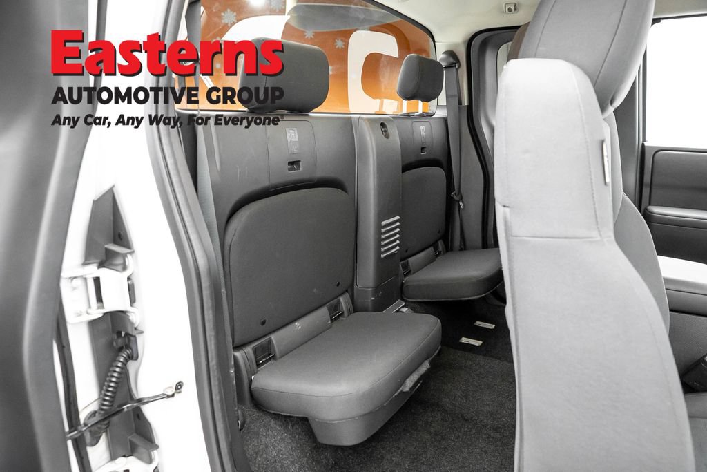 Used 2022 Nissan Frontier S RWD image 21