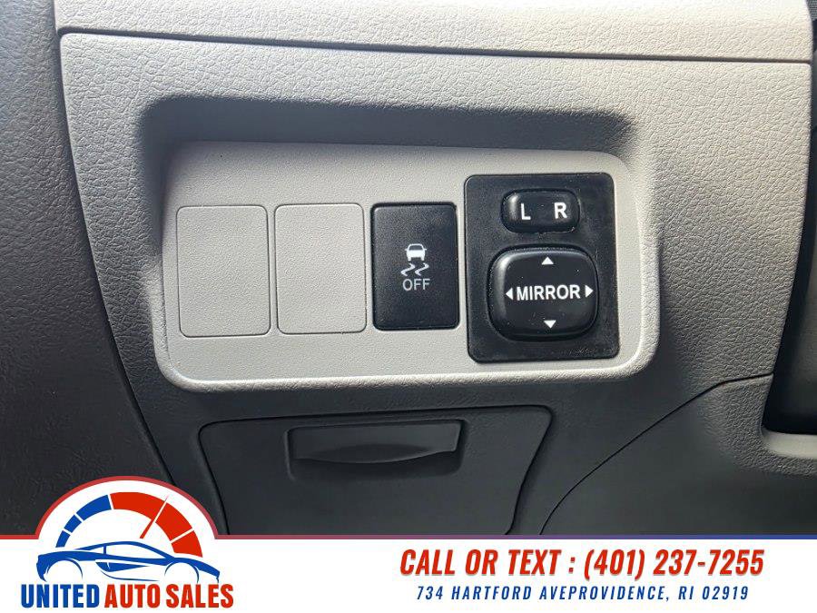 Used 2010 Toyota Corolla LE FWD image 19