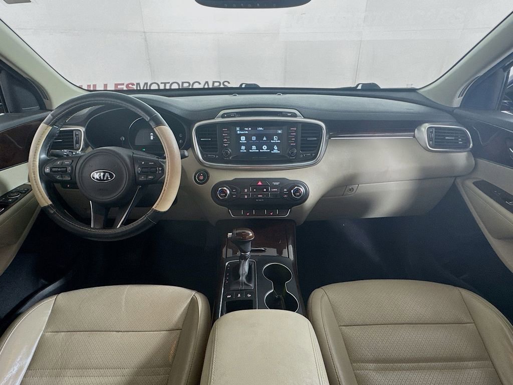 Used 2018 Kia Sorento EX image 29