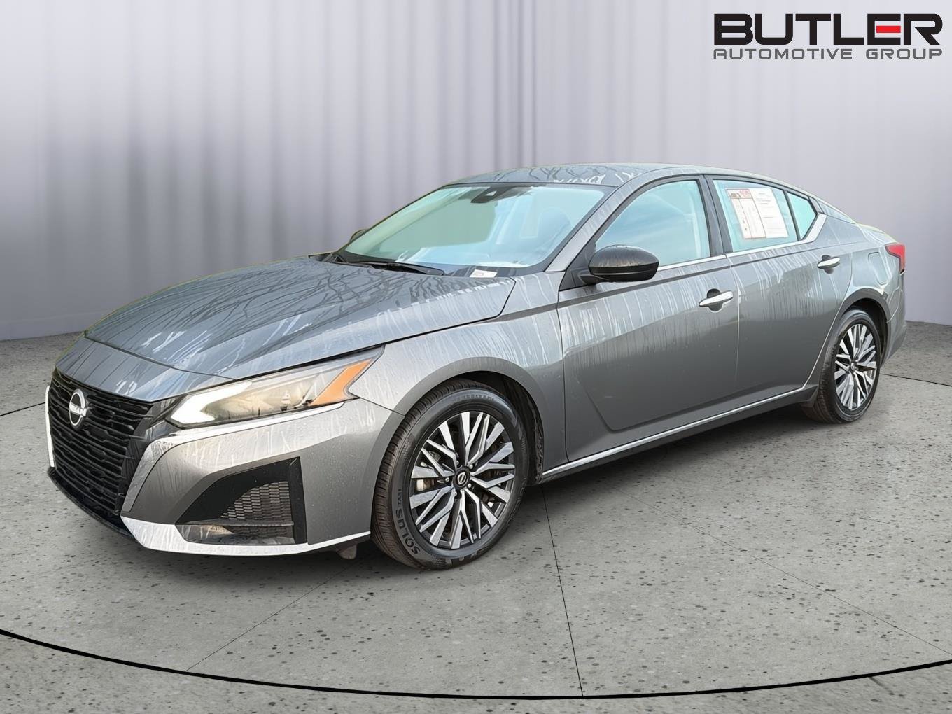Used 2025 Nissan Altima 2.5 SV