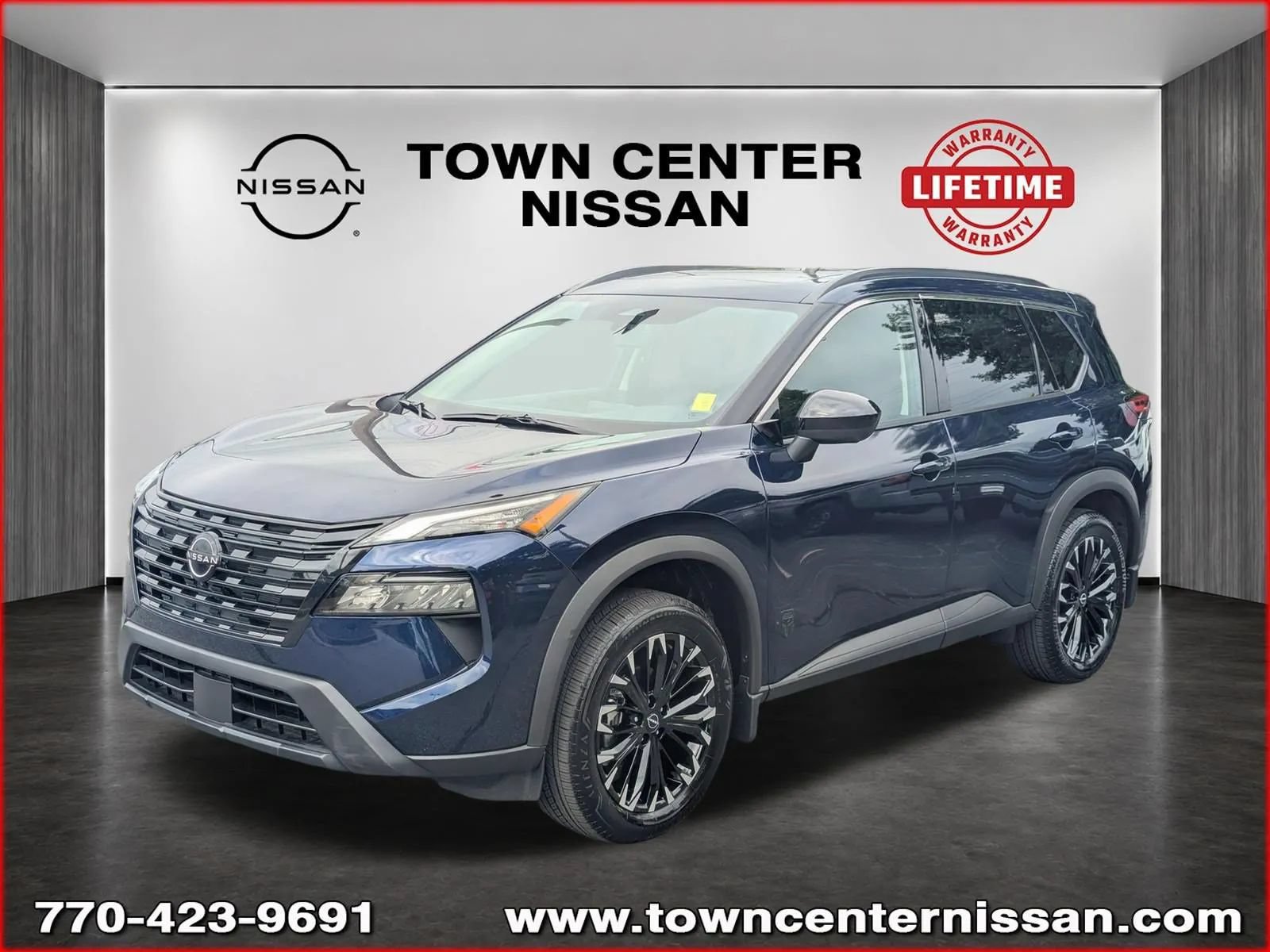 Used 2026 Nissan Rogue Dark Armor FWD image 3