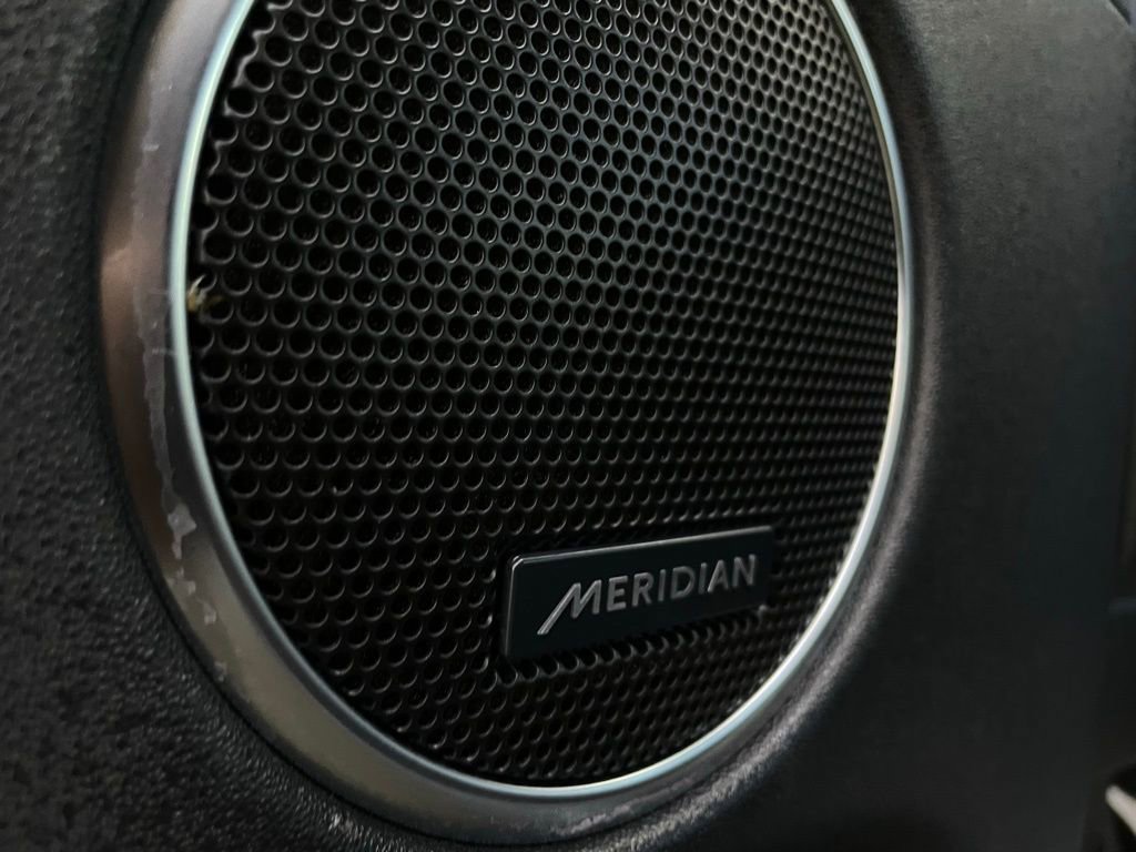 Used 2020 Land Rover Discovery Sport S R-Dynamic image 17