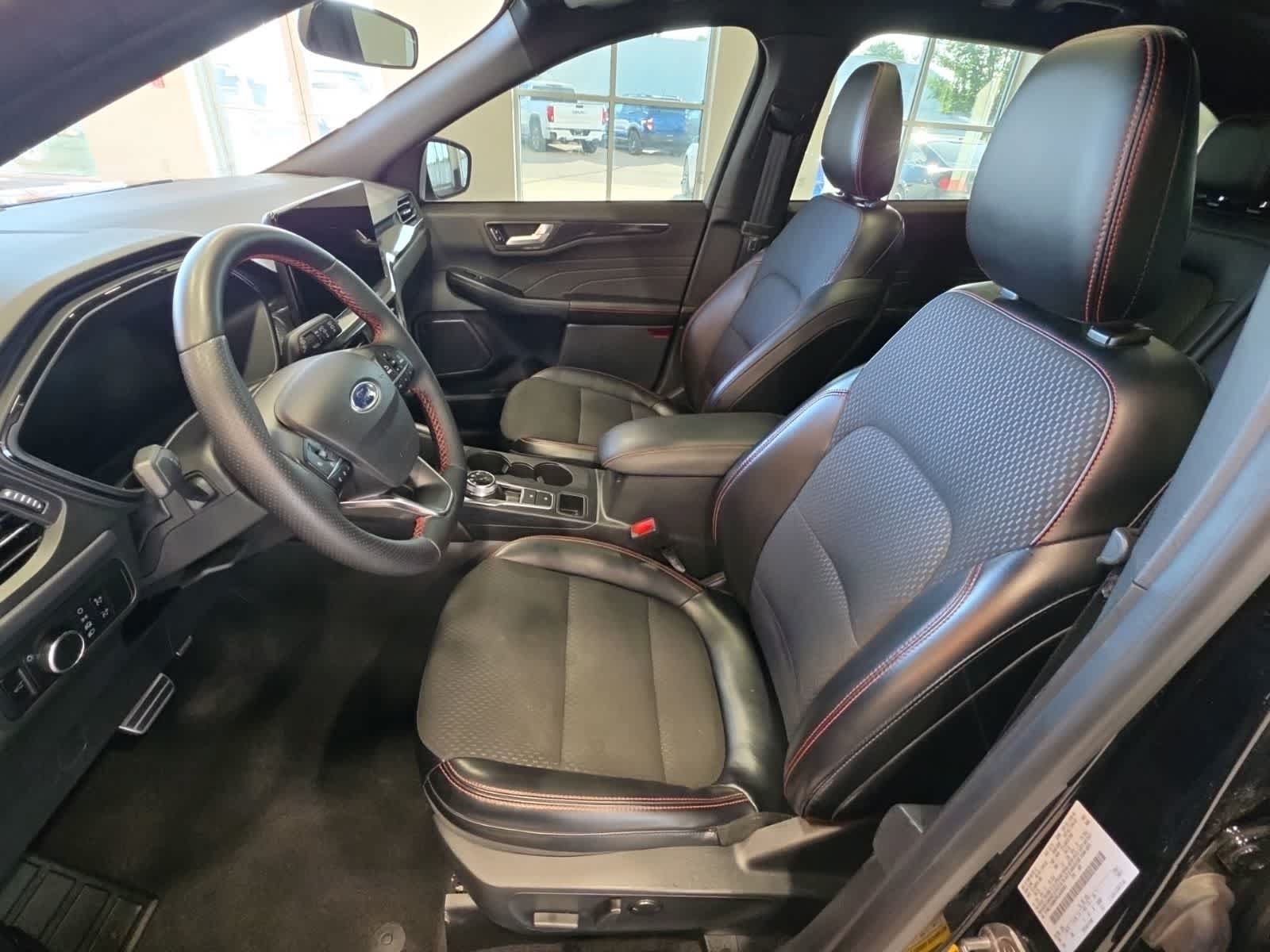 Used 2024 Ford Escape ST-Line w/ Tech Pack #1 AWD/4WD image 20