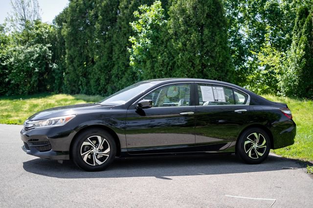 Used 2016 Honda Accord LX image 8